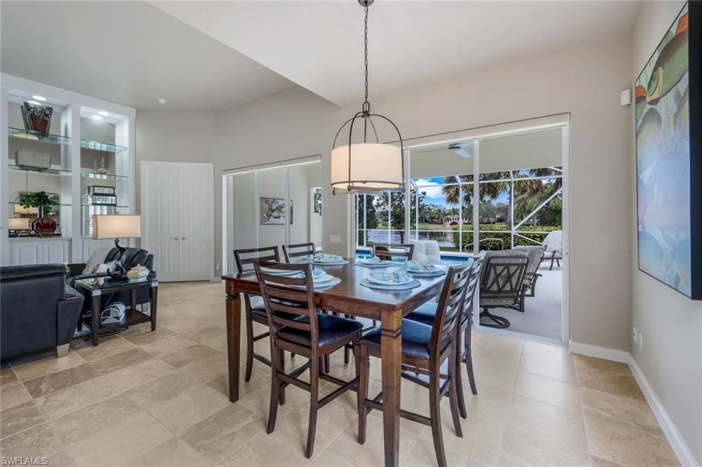 Dining room, Interior, Living room, Pendant Lights, Recessed Lighting