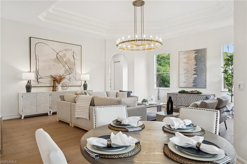 Chandelier, Dining room, Interior, Living room, Pendant Lights, Wood Texture Flooring