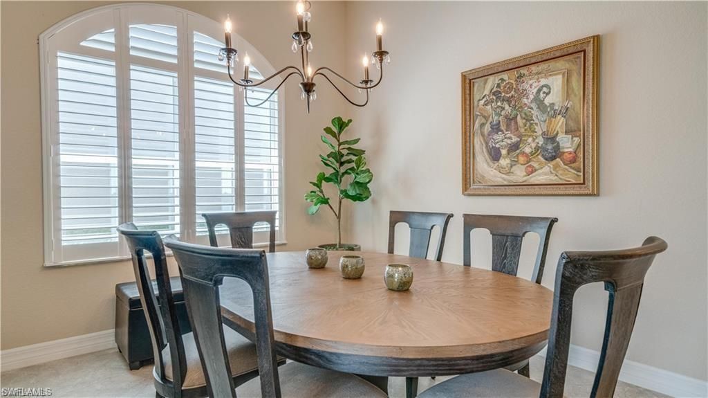 Chandelier, Dining room, Interior