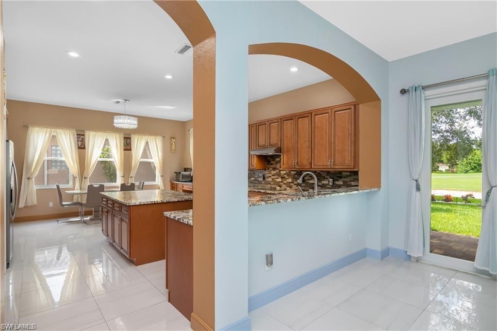 Dining room, Interior, Kitchen, Pendant Lights, Recessed Lighting