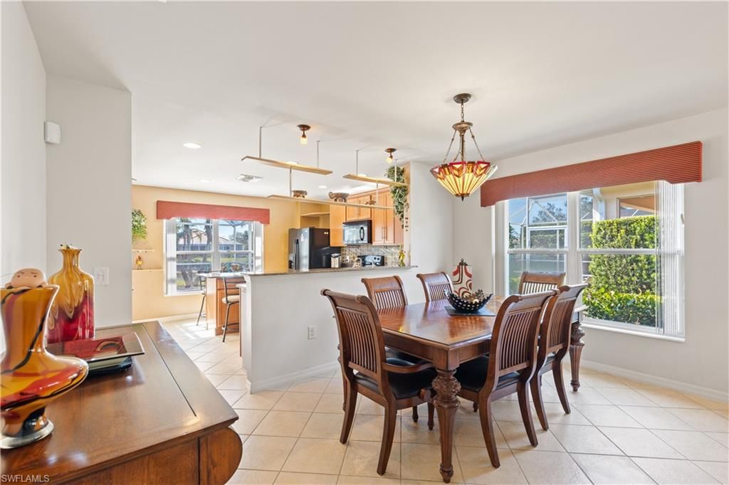 Dining room, Interior, Kitchen, Pendant Lights, Recessed Lighting