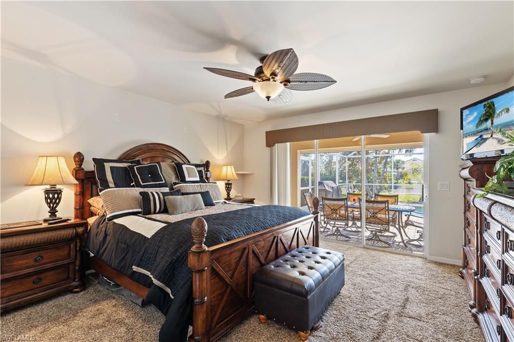 Bedroom, Dining room, Interior
