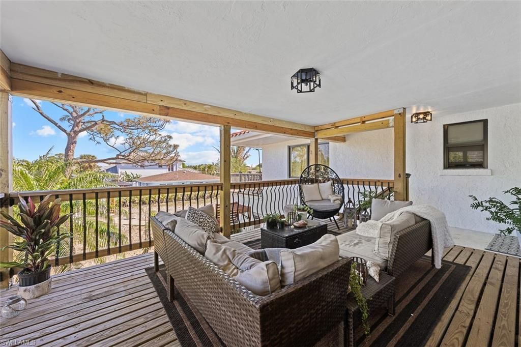 Exterior, Interior, Wood Texture Flooring