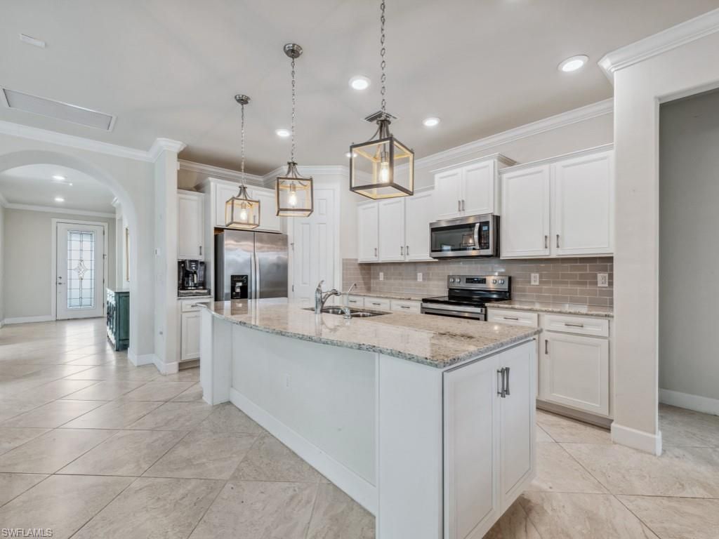 Interior, Kitchen, Pendant Lights, Recessed Lighting, Stainless Steel Appliances