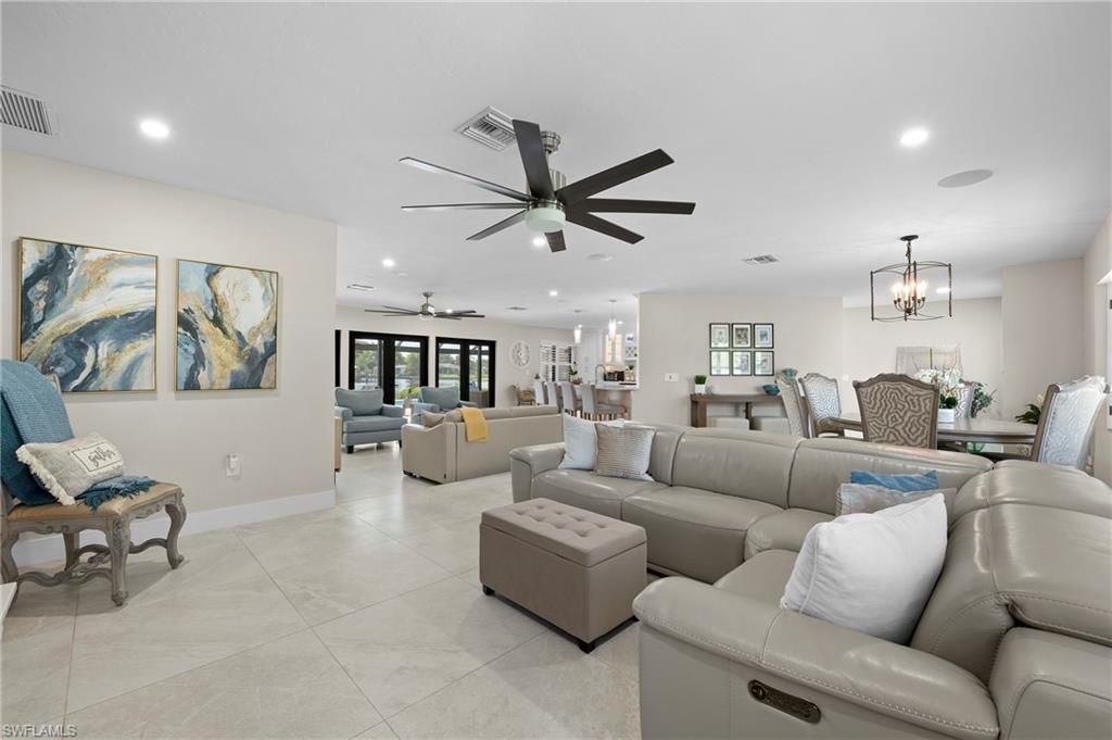 Chandelier, Dining room, Interior, Living room, Recessed Lighting
