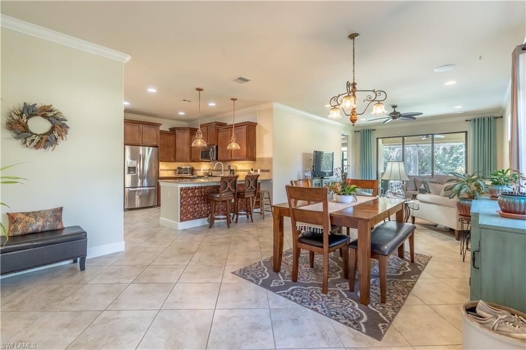 Chandelier, Dining room, Interior, Kitchen, Living room, Pendant Lights, Recessed Lighting, Stainless Steel Appliances