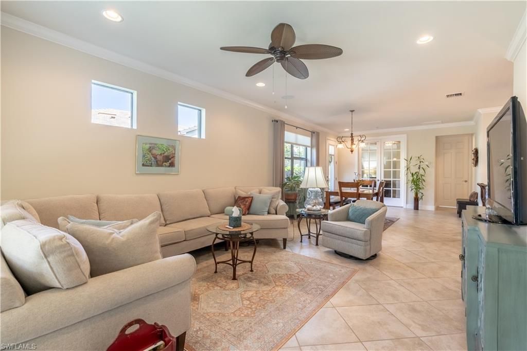 Chandelier, Dining room, Interior, Living room, Recessed Lighting