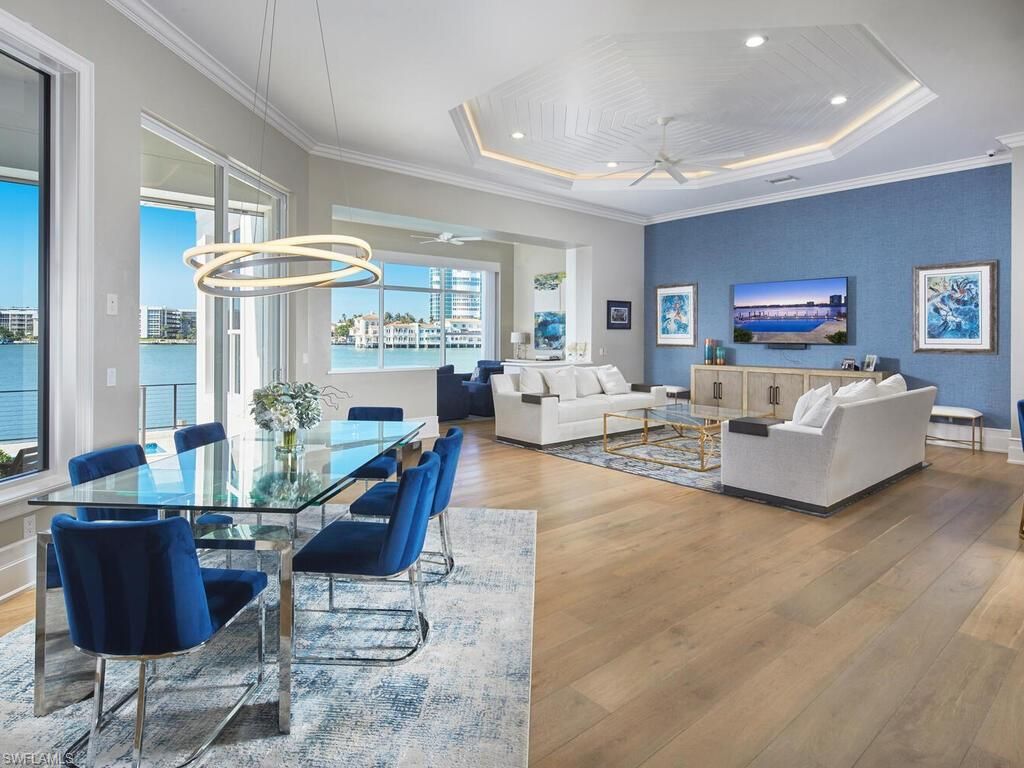 Dining room, Interior, Living room, Pendant Lights, Recessed Lighting, Water, Wood Texture Flooring