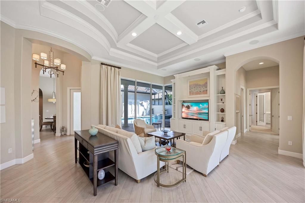 Interior, Living room, Pendant Lights, Recessed Lighting, Wood Texture Flooring