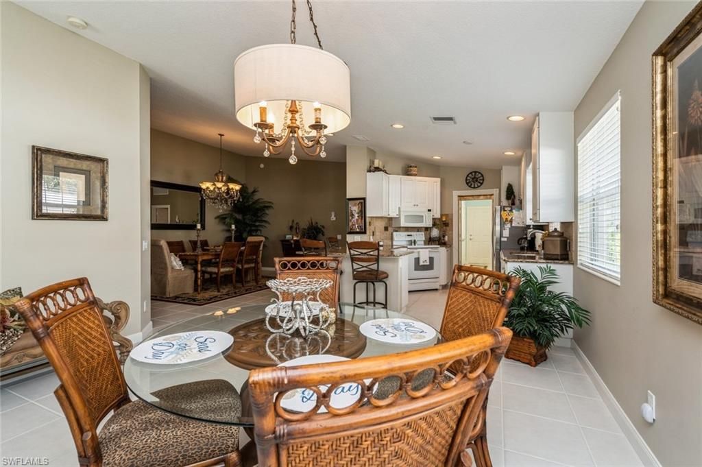 Chandelier, Dining room, Interior, Kitchen, Recessed Lighting