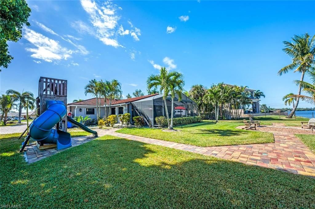 Backyard, Exterior, Playground