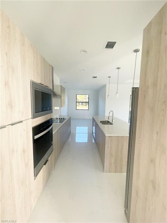 Interior, Kitchen, Pendant Lights, Recessed Lighting