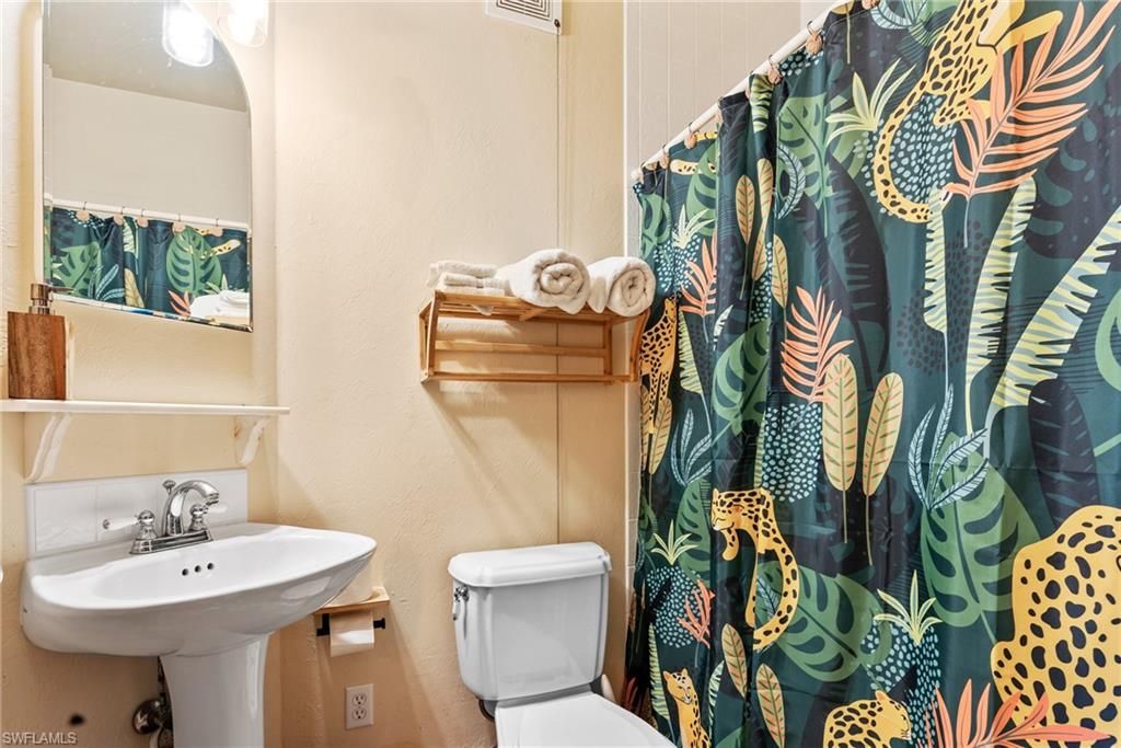 Bathroom, Interior