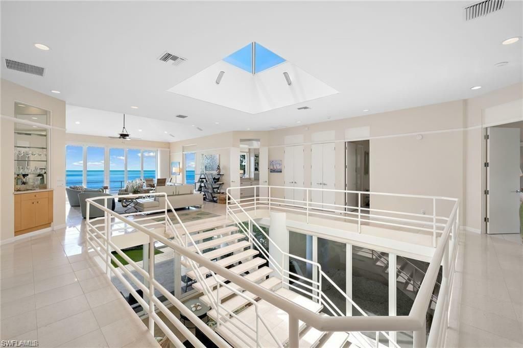 Interior, Living room, Recessed Lighting, Water