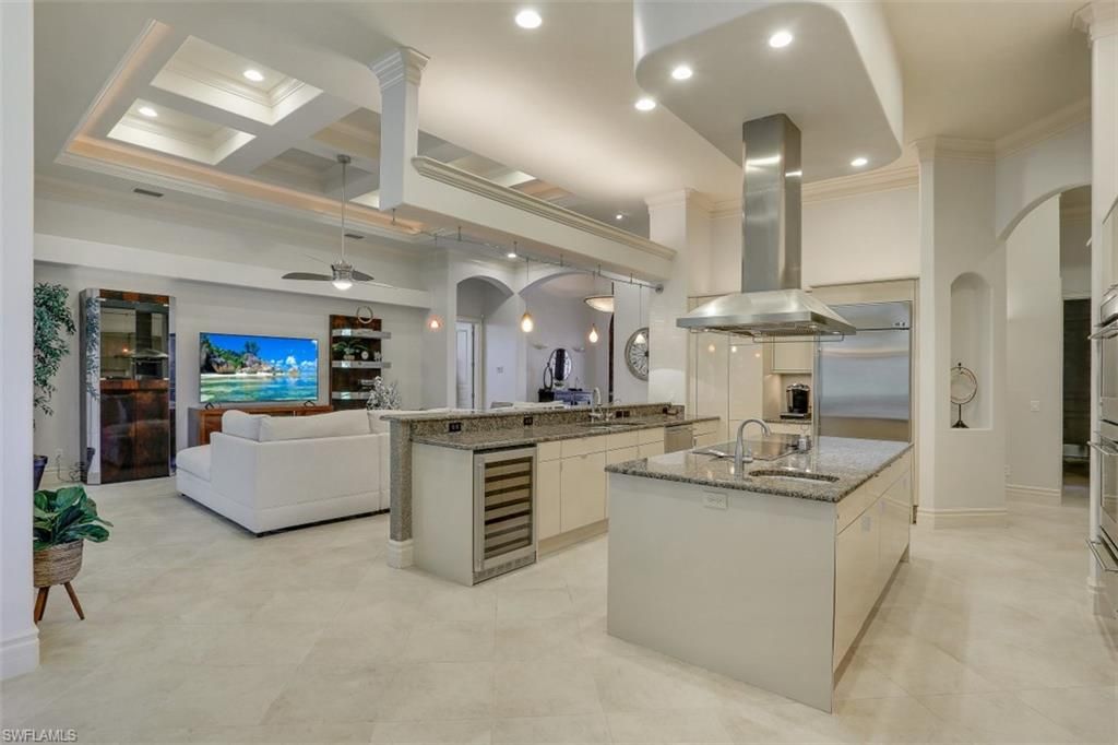 Interior, Kitchen, Living room, Recessed Lighting, Stainless Steel Appliances