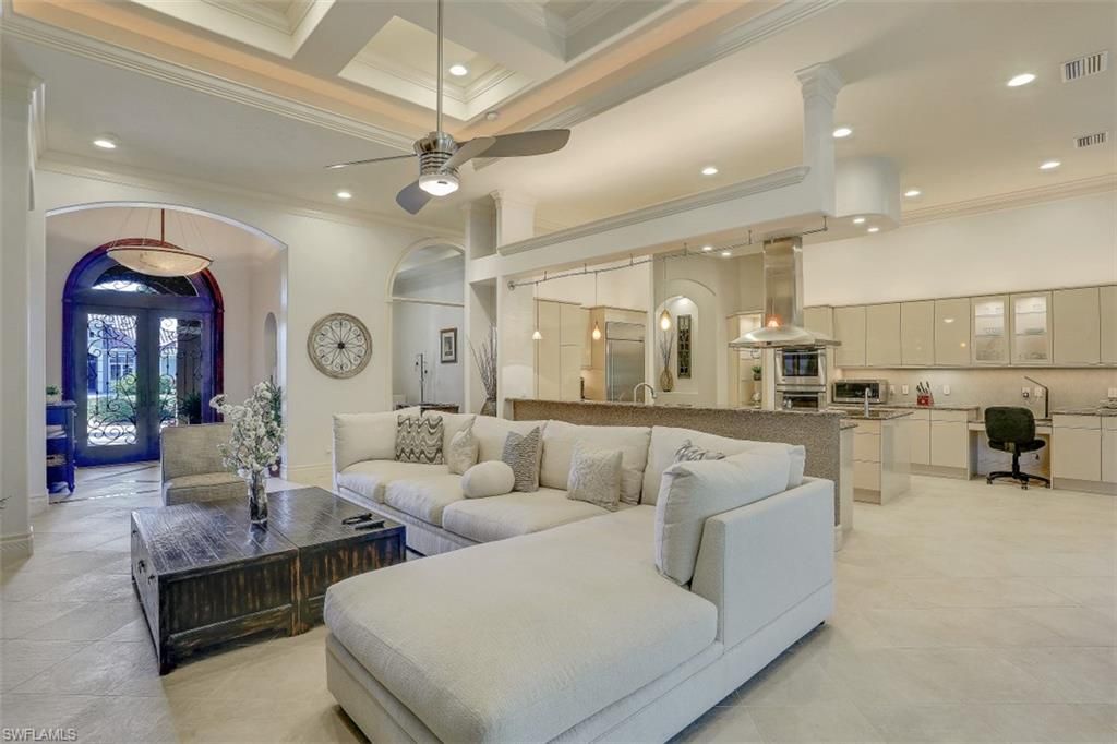 Interior, Kitchen, Living room, Recessed Lighting, Stainless Steel Appliances