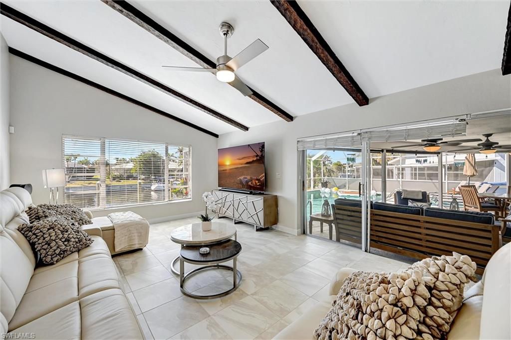 Interior, Living room, Wooden Beams