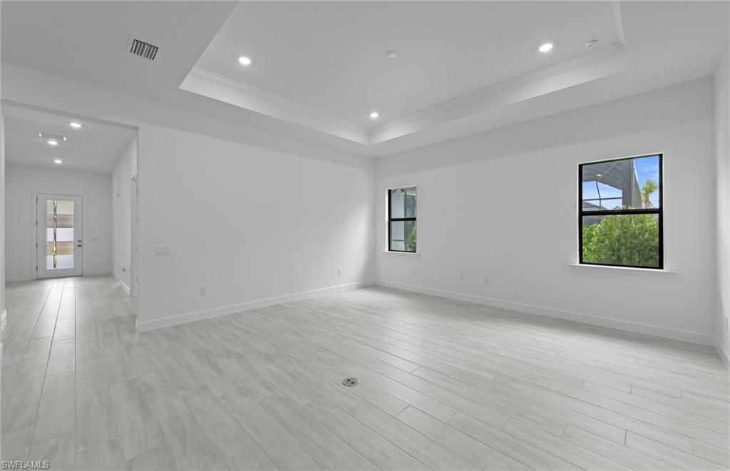 Empty room, Interior, Recessed Lighting, Wood Texture Flooring