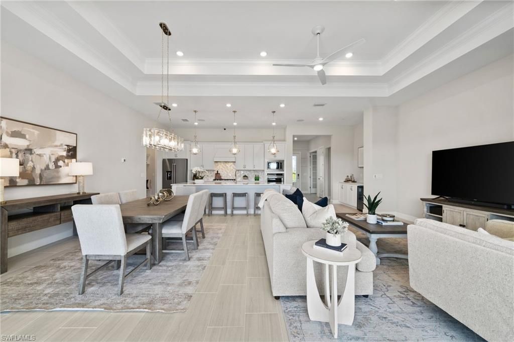 Chandelier, Dining room, Interior, Kitchen, Living room, Pendant Lights, Recessed Lighting, Stainless Steel Appliances
