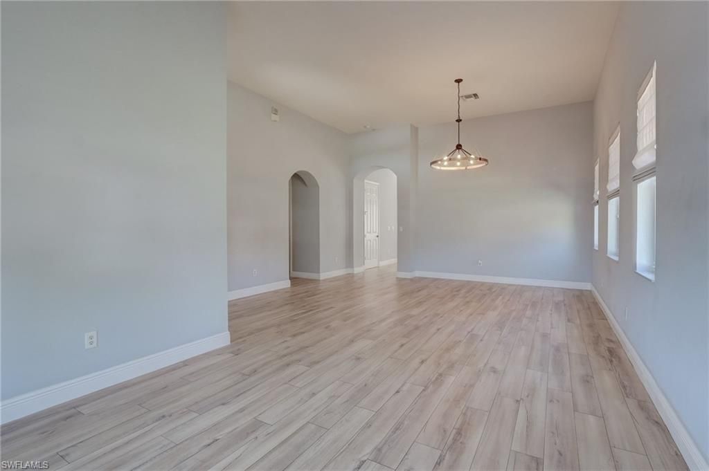 Empty room, Interior, Pendant Lights, Wood Texture Flooring