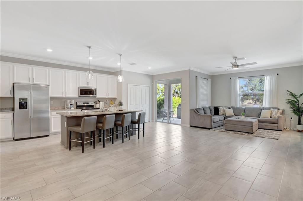 Interior, Kitchen, Living room, Pendant Lights, Recessed Lighting, Stainless Steel Appliances, Wood Texture Flooring