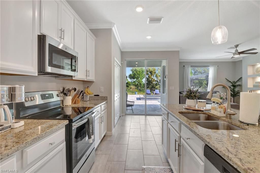 Interior, Kitchen, Pendant Lights, Recessed Lighting