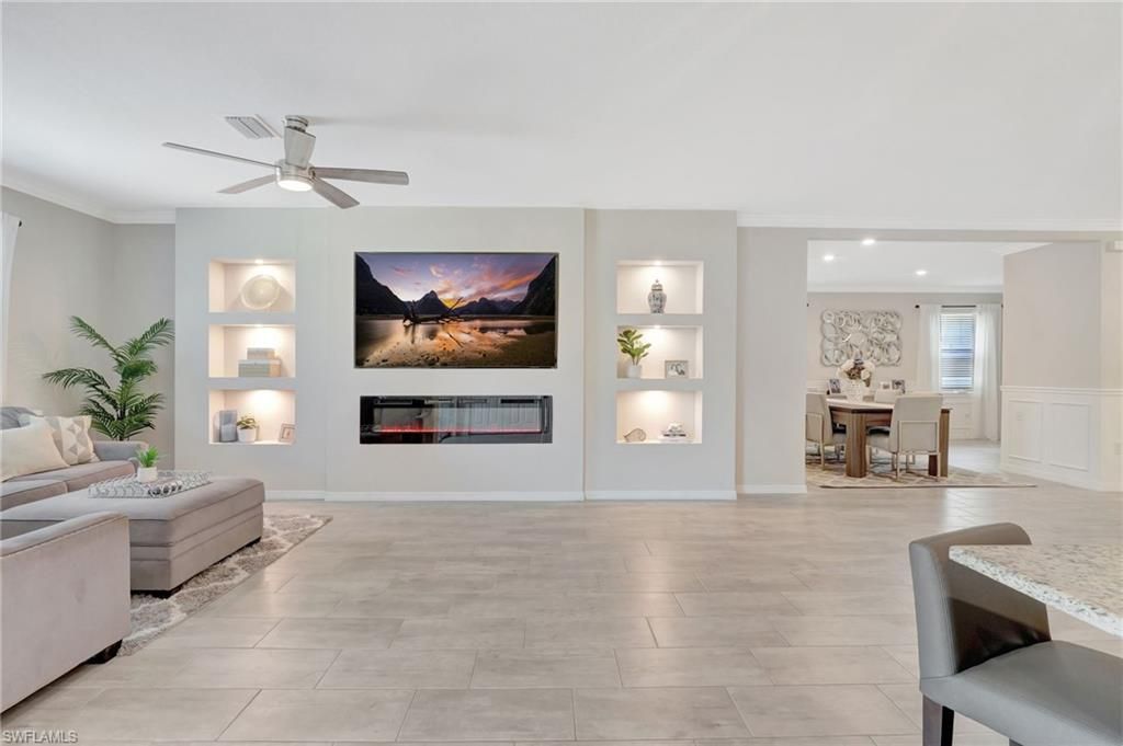 Dining room, Interior, Living room, Recessed Lighting