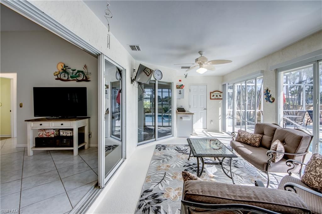 Interior, Living room