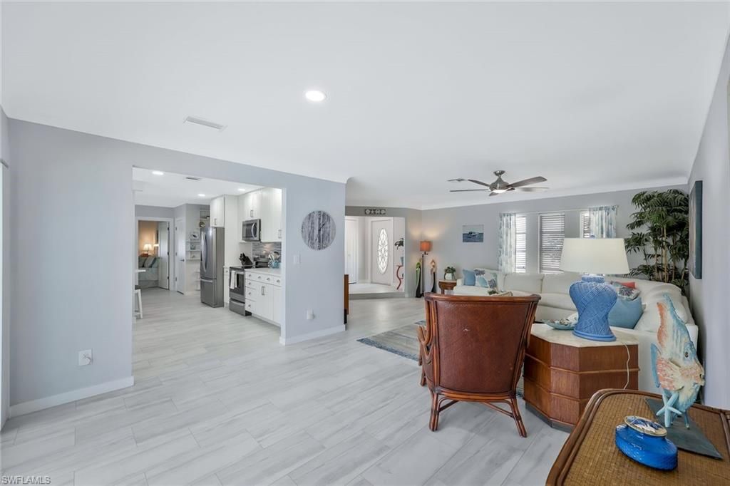 Interior, Kitchen, Living room, Recessed Lighting, Wood Texture Flooring