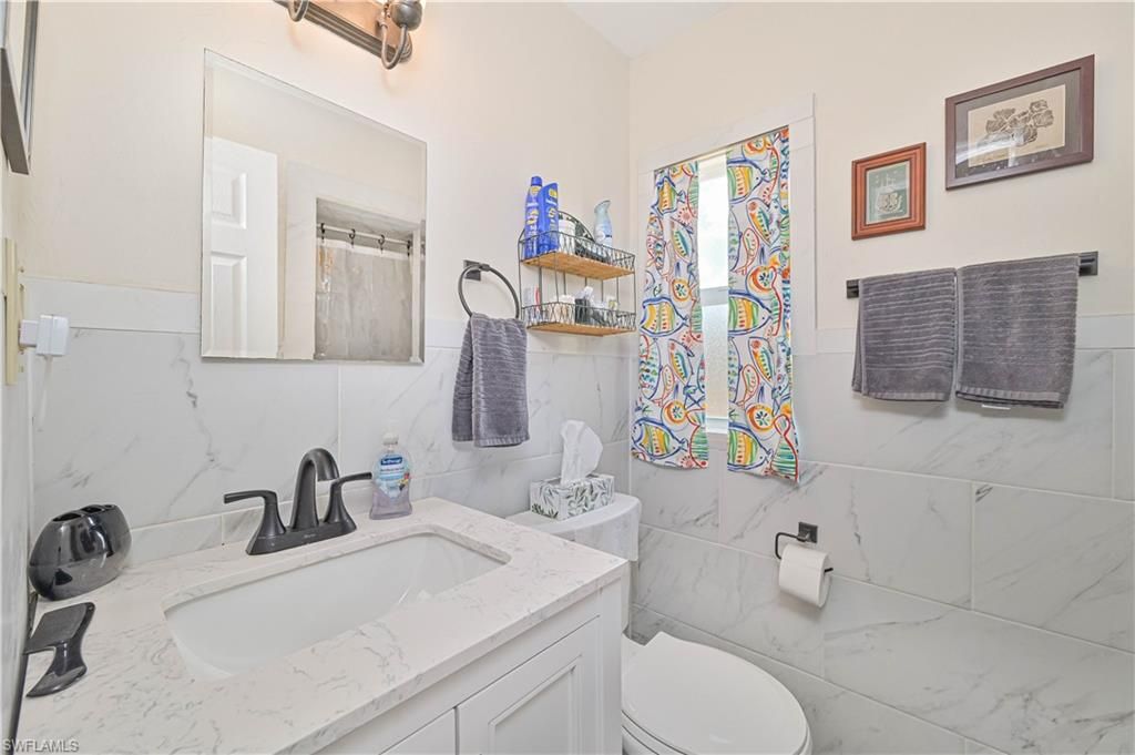 Bathroom, Interior, Marble Walls