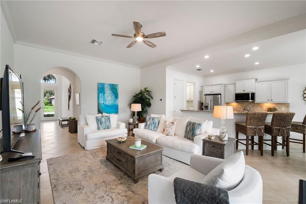 Interior, Kitchen, Living room, Recessed Lighting, Stainless Steel Appliances