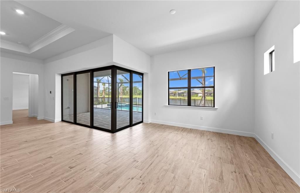 Empty room, Interior, Recessed Lighting, Wood Texture Flooring