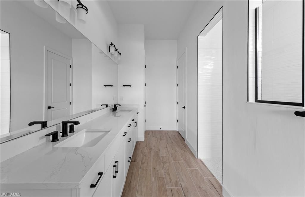 Bathroom, Dual Sink Vanities, Interior, Wood Texture Flooring