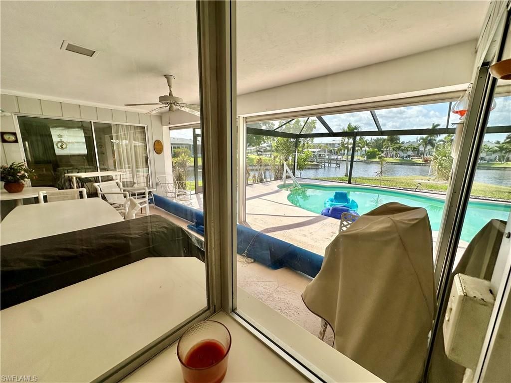 Dining room, Glass Ceilings, Interior, Pool, Sun Room, Water