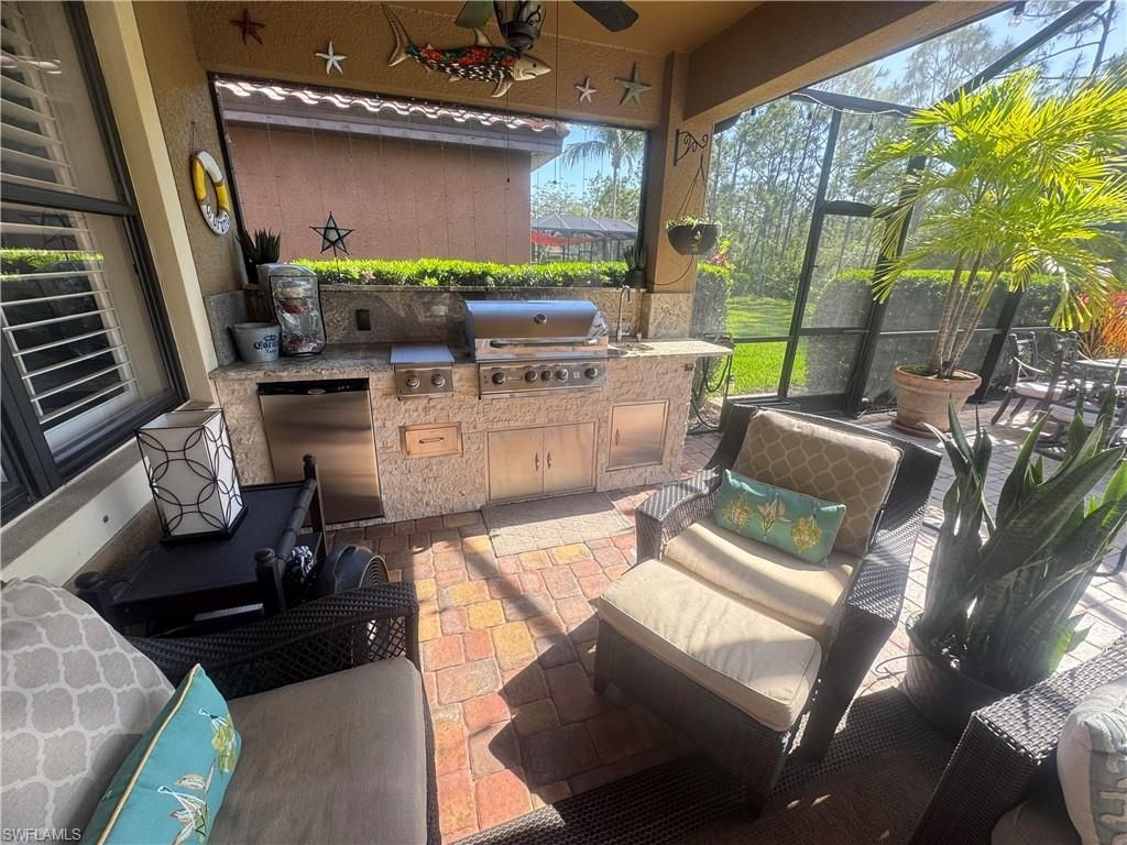 Exterior, Sun Room