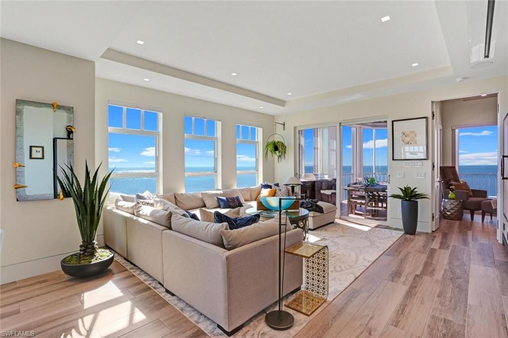 Interior, Living room, Recessed Lighting, Water, Wood Texture Flooring