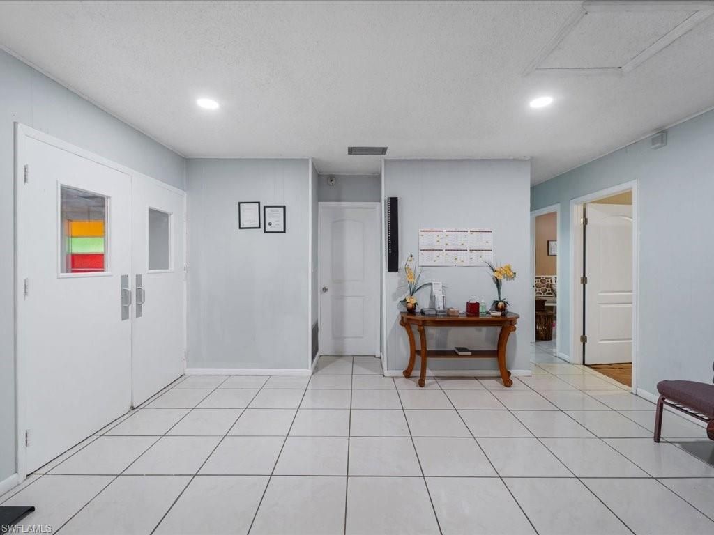 Interior, Recessed Lighting
