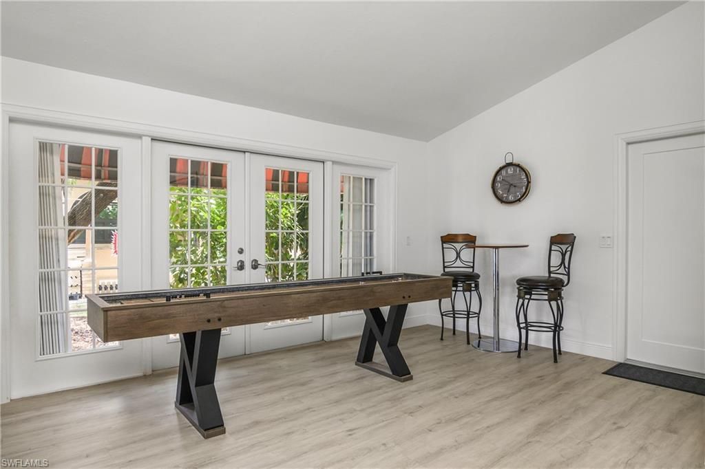 Game Room, Interior, Wood Texture Flooring