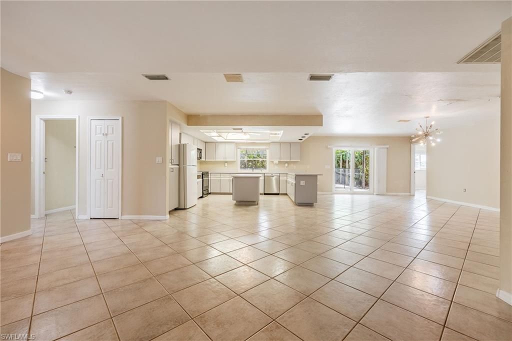 Interior, Kitchen, Pendant Lights, Stainless Steel Appliances