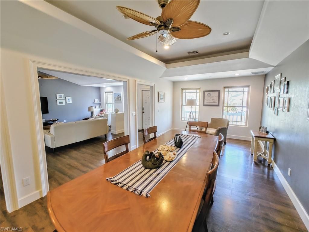 Dining room, Interior, Living room, Recessed Lighting, Wood Texture Flooring