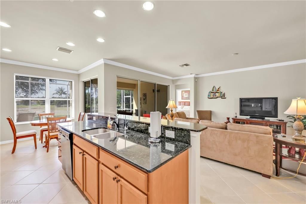 Dining room, Interior, Kitchen, Living room, Recessed Lighting