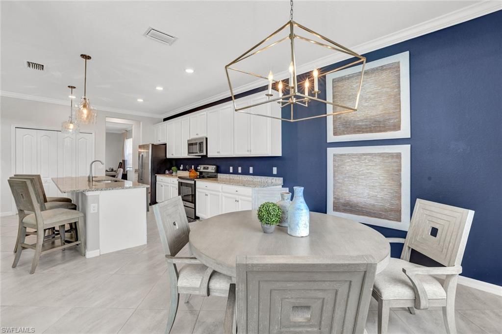 Dining room, Interior, Kitchen, Pendant Lights, Recessed Lighting