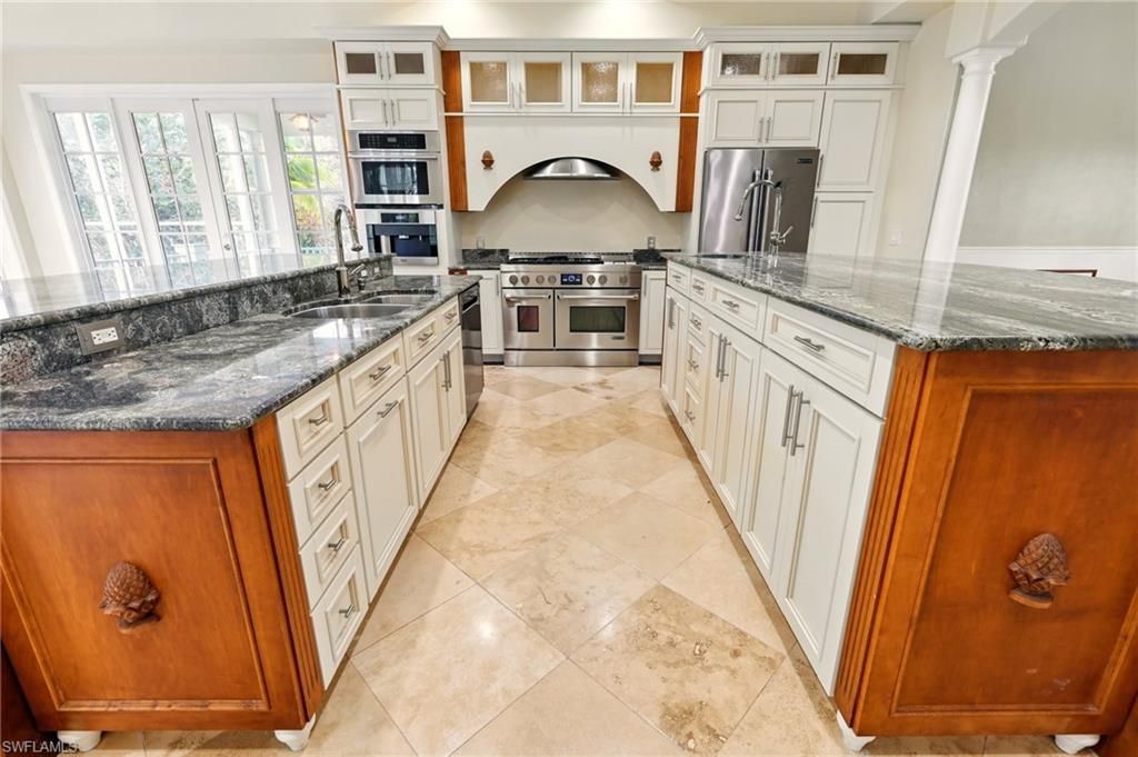 Interior, Kitchen, Stainless Steel Appliances