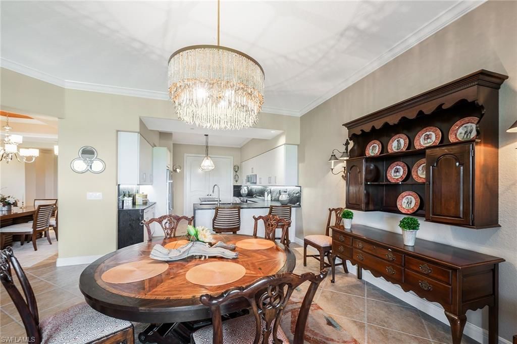 Chandelier, Dining room, Interior