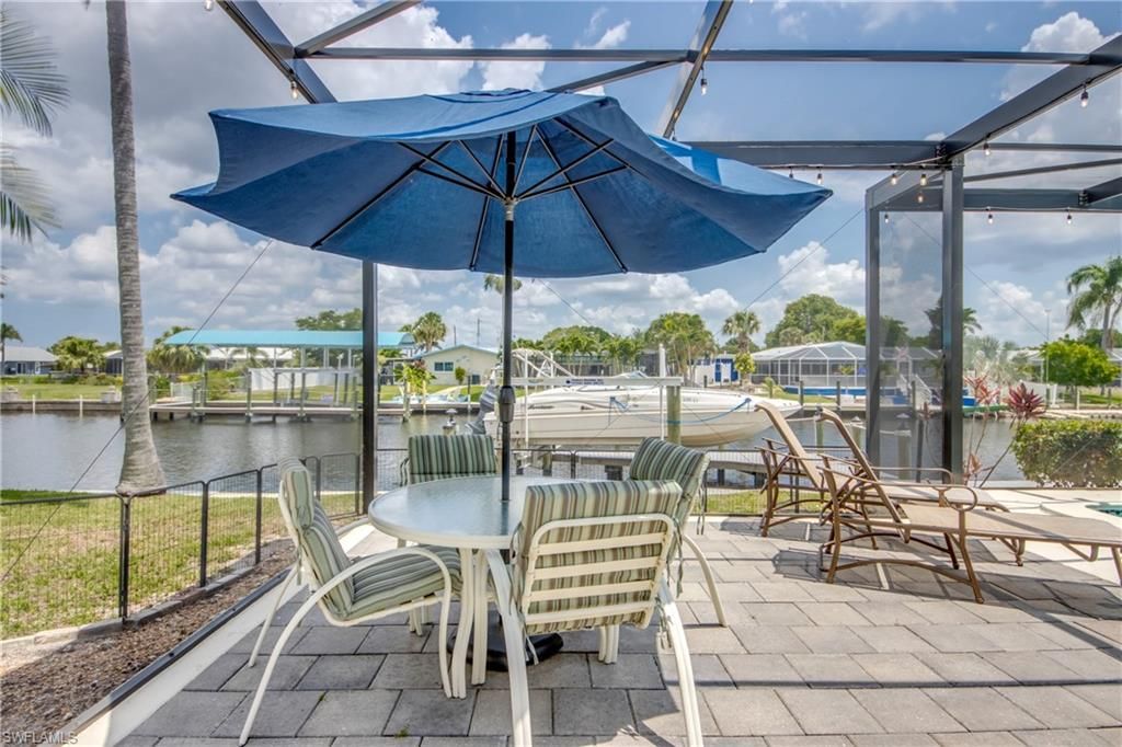 Glass Ceilings, Interior, Sun Room, Water