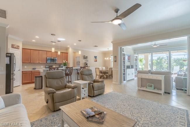 Dining room, Interior, Kitchen, Living room, Pendant Lights, Recessed Lighting, Stainless Steel Appliances