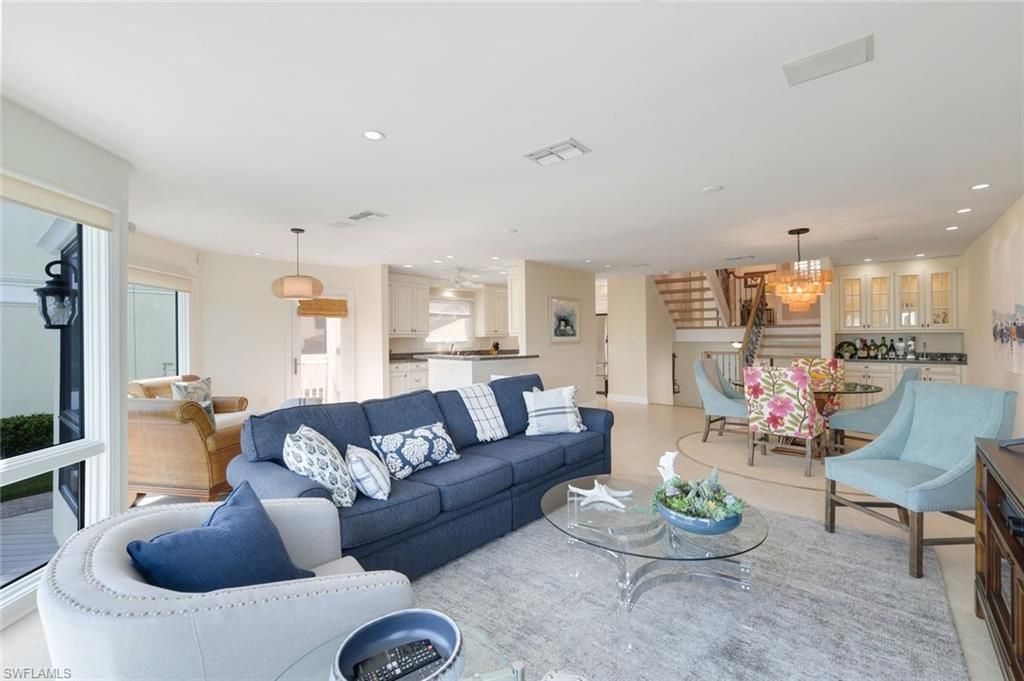 Chandelier, Dining room, Interior, Kitchen, Living room, Pendant Lights, Recessed Lighting