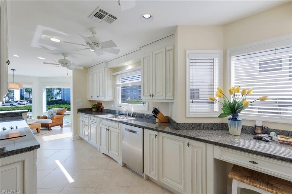 Interior, Kitchen, Pendant Lights, Recessed Lighting