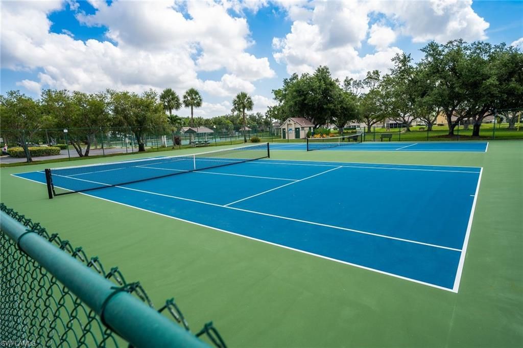 Exterior, Tennis Courts