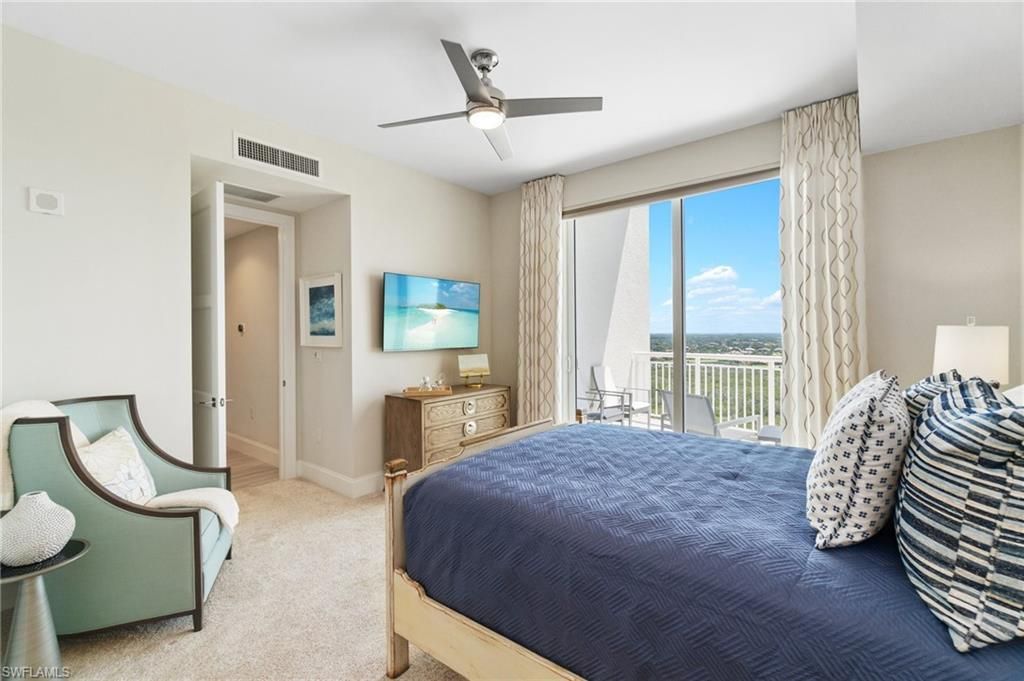 Bedroom, Interior, Water